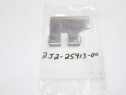 NOS YAMAHA 1978 1979 BRAKE PAD RETAINER SR500  2J2-25913-00 - MotoRaider