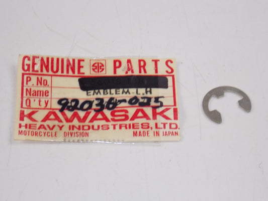 NOS KAWASAKI 1974 1975 1976 1977 KICKSTARTER CIRCLIP (2) KZ400  92036-025 - MotoRaider