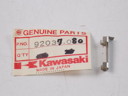 NOS KAWASAKI 1972 CLUTCH CLAMP  S2  92037-080 - MotoRaider
