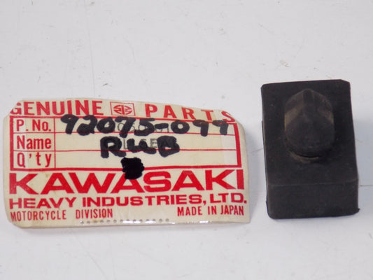 NOS KAWASAKI 1969-2015 RUBBER DAMPER KZ900 KD100 KH400 VN1600 AN112 92075-099 - MotoRaider