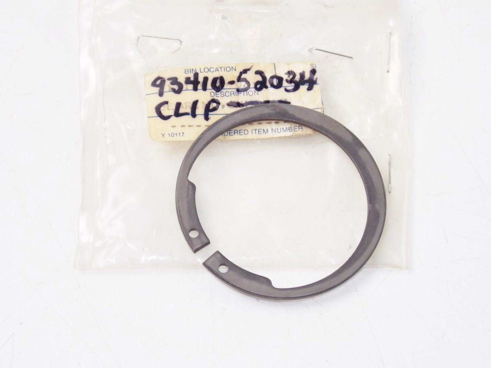 NOS YAMAHA 1974-1982 DT125A DT175A DT250A DT125B CIRCLIP S-TYPE 93410-52034 - MotoRaider