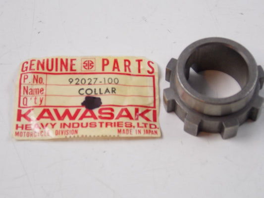 NOS KAWASAKI 1966-1975 RIGHT CRANKSHAFT COLLAR A1/7 F6/7  92027-100 - MotoRaider