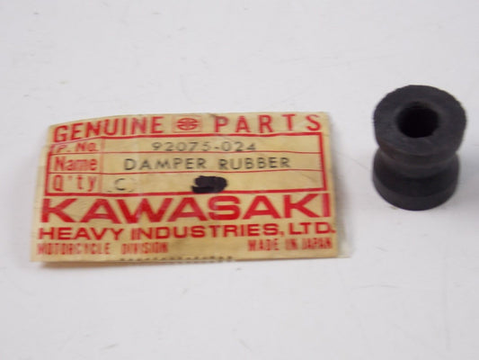 NOS KAWASAKI 1966-2007 RUBBER SPEEDOMETER DAMPER KL650 KE175 KH100 92075-024 - MotoRaider