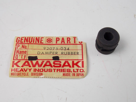 NOS KAWASAKI 1966-1976 RUBBER DAMPER SPEEDOMETER A1/7 F4/5 H1 KH500 92075-034 - MotoRaider