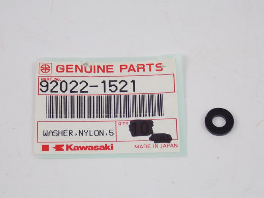 NOS KAWASAKI 1983-2015 NYLON WASHER 5.3X11,5 (2) KVF700 ZX600 ZG1000 92022-1521 - MotoRaider