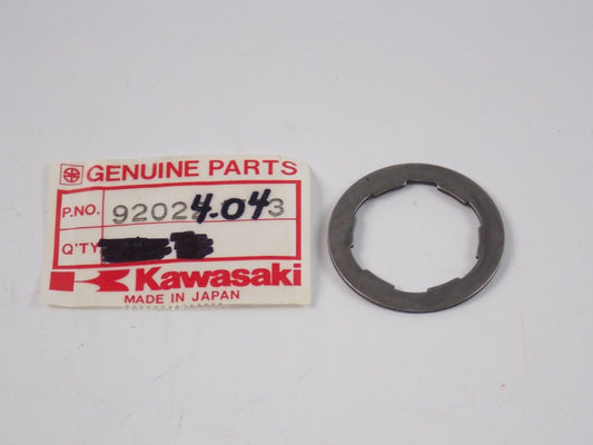 NOS KAWASAKI 1973-2005 THRUST WASHER 28MM Z1 ZG1200 KZ1000 ZX600  92024-043 - MotoRaider