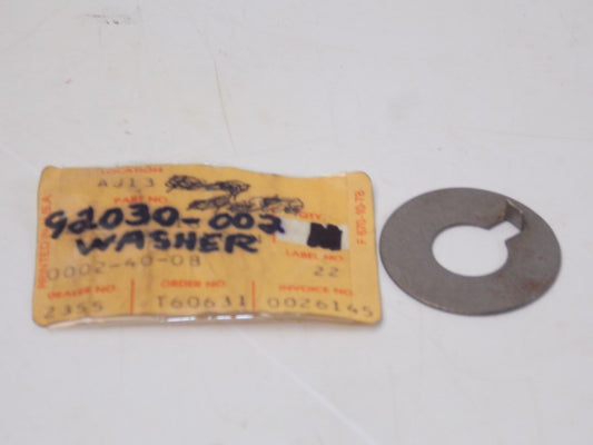 NOS KAWASAKI 1966 1967 1968 1969 OIL PUMP LOCK WASHER W1 W2 92030-002 - MotoRaider