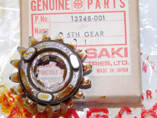 NOS YAMAHA 1974-1979 OUTPUT SHAFT 5TH GEAR KS125 KD125 KE125  13248-001 - MotoRaider