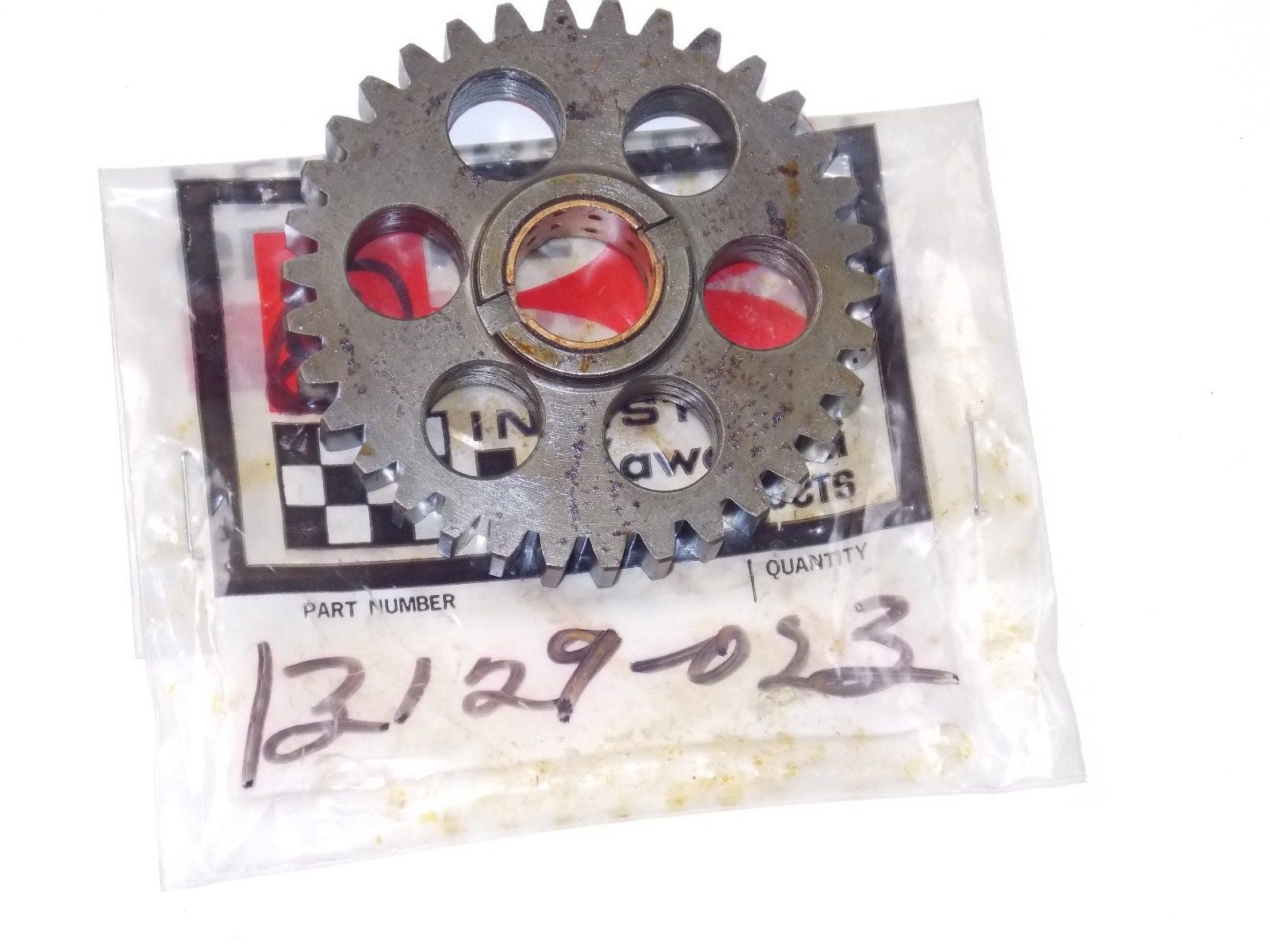 NOS KAWASAKI 1968 1969 1970 OUTPUT SHAFT LOW GEAR SIDEWINDER F4  13129-023 - MotoRaider