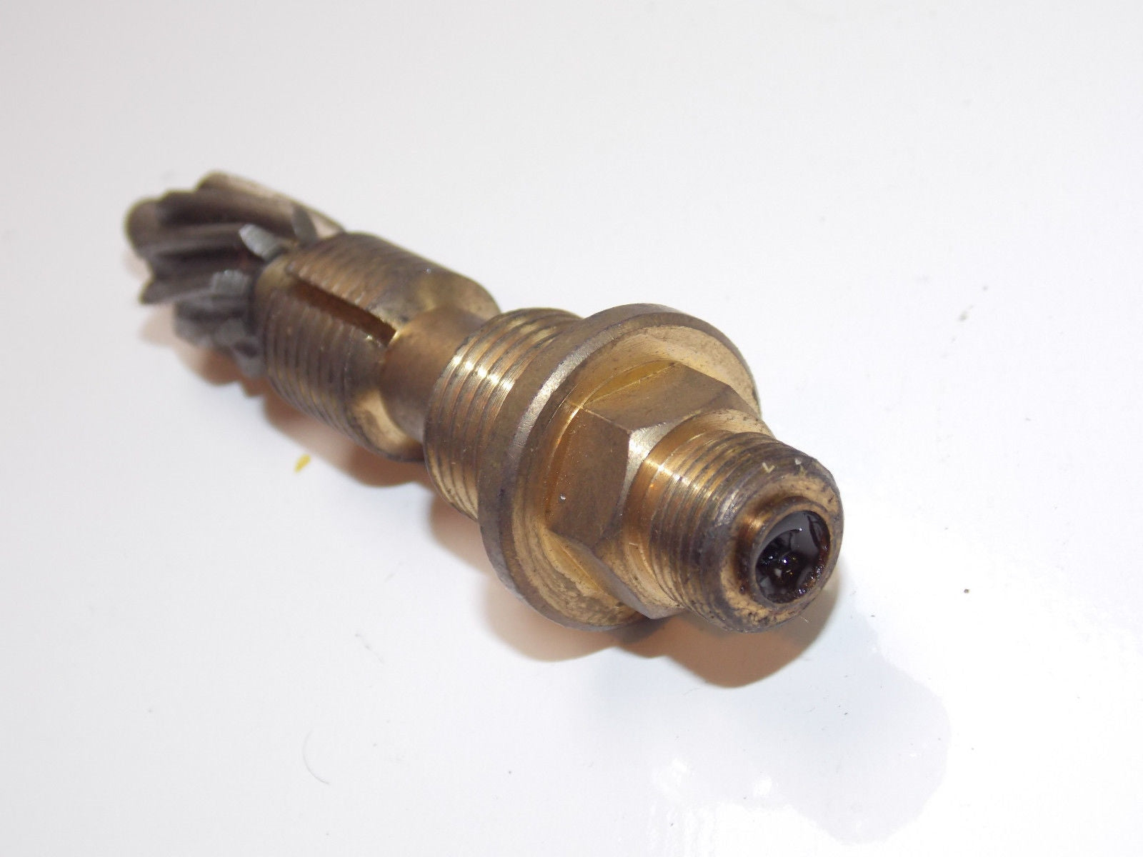 1999 2001 CAGIVA MITO 125 EV SP KIT 6sp TACHOMETER GEAR CASE CONNECTOR 800052232 - MotoRaider