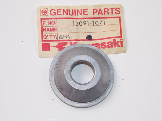 NOS KAWASAKI 1974-1982 CLUTCH PUSHER HOLDER KDX175/400 KX125  13091-1071 - MotoRaider
