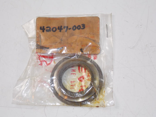NOS KAWASAKI 1965-75 B8 F1 BUSHWACKER BIG HORN STEERING BEARING RACER 92047-003 - MotoRaider