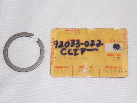 NOS KAWASAKI 1971-1979 CIRCLIP F6/7/8 KD175 KE175  92033-022 - MotoRaider