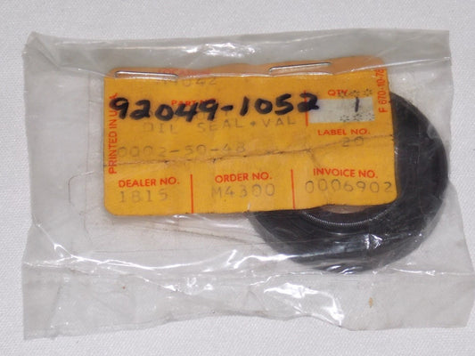 NOS KAWASAKI 1980-2000 OIL SEAL KTX250 KDX250 KX250/125/80 92049-1052 - MotoRaider