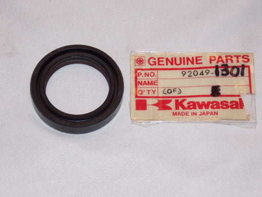 NOS KAWASAKI 1988-2005 OIL SEAL KX125  92049-1301 - MotoRaider