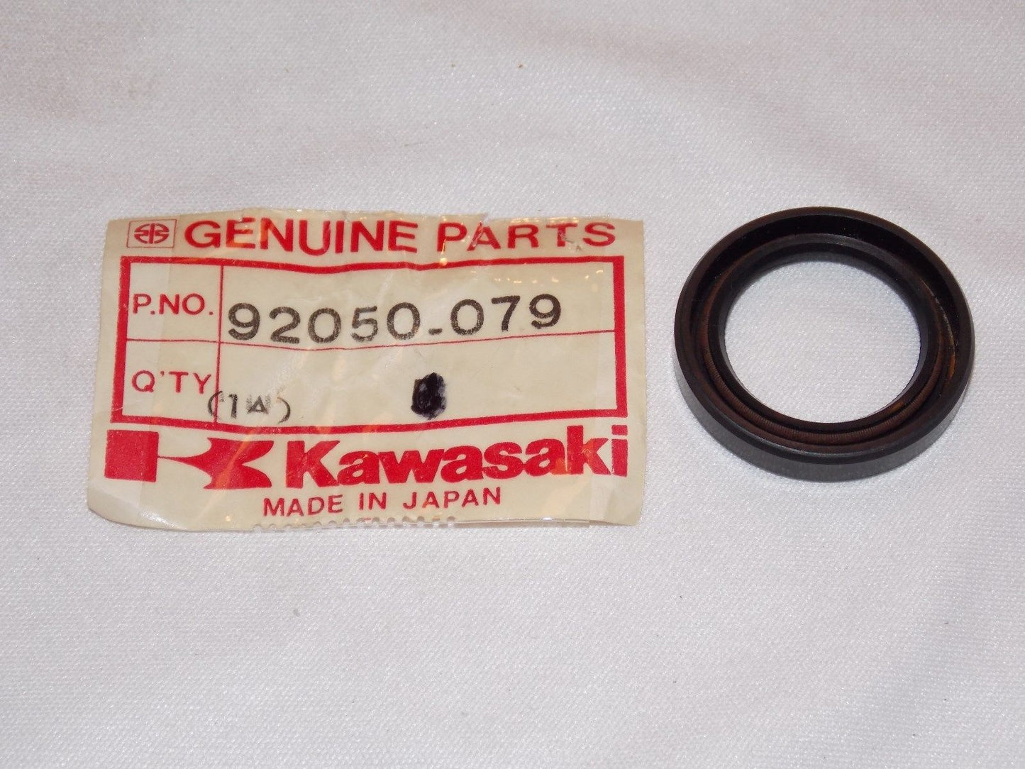 NOS KAWASAKI 1978-1983   OIL SEAL KLT200 KLT250 KZ200 KZ250  92050-079 - MotoRaider