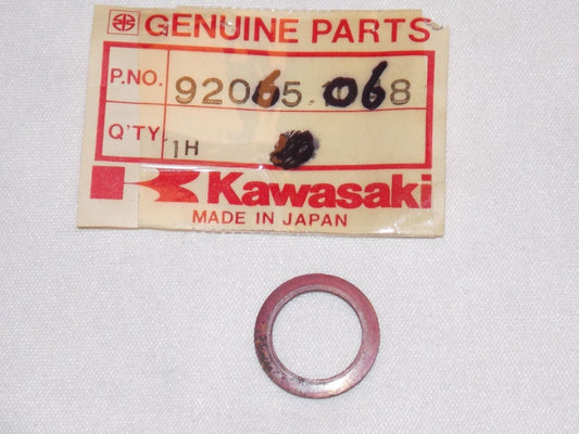 NOS KAWASAKI 1970-1979 CYLINDER HEAD PLUG GASKET KE125 KX400 F5-9/11  92065-068 - MotoRaider