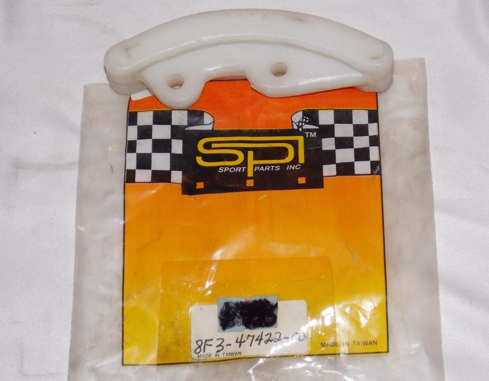 NOS YAMAHA  1977-2013 SLIDING RUNNER 2 ET250 BR250 XL540 EX570  8F3-47422-00 - MotoRaider