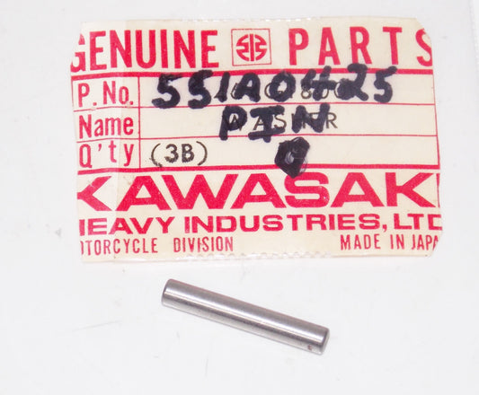 NOS KAWASAKI 1975 1977 1981 1985 1990 2008 KZ400 KSF450 PIN DOWEL 4X25 551A0425 - MotoRaider