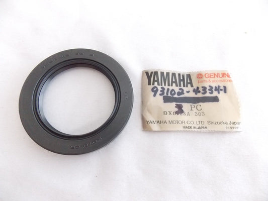 NOS YAMAHA 1985-2006 OIL SEAL SD-TYPE YTZ250 YFZ350 YFM660 YFS200  93102-43341 - MotoRaider
