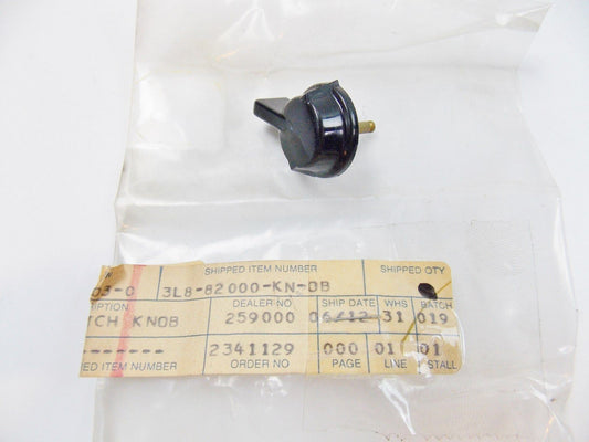 NOS OEM YAMAHA  1973 1974 1975 LIGHT CHECKER XS500 TX500 W2000  371-84708-01 - MotoRaider