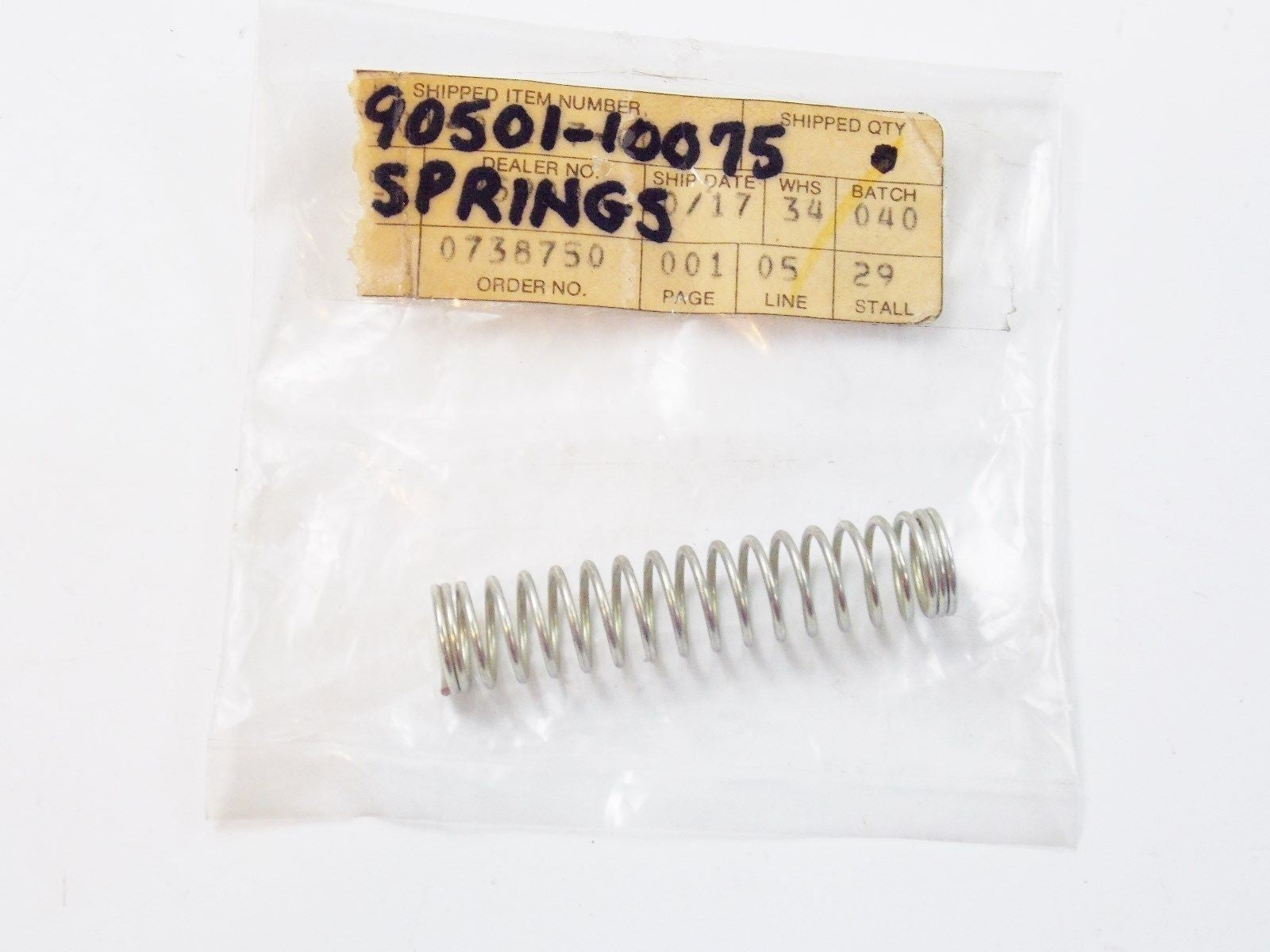 NOS OEM YAMAHA 1967/69/70 1979-87 1990-2017 COMPRESSION SPR. TZ250   90501-10075 - MotoRaider