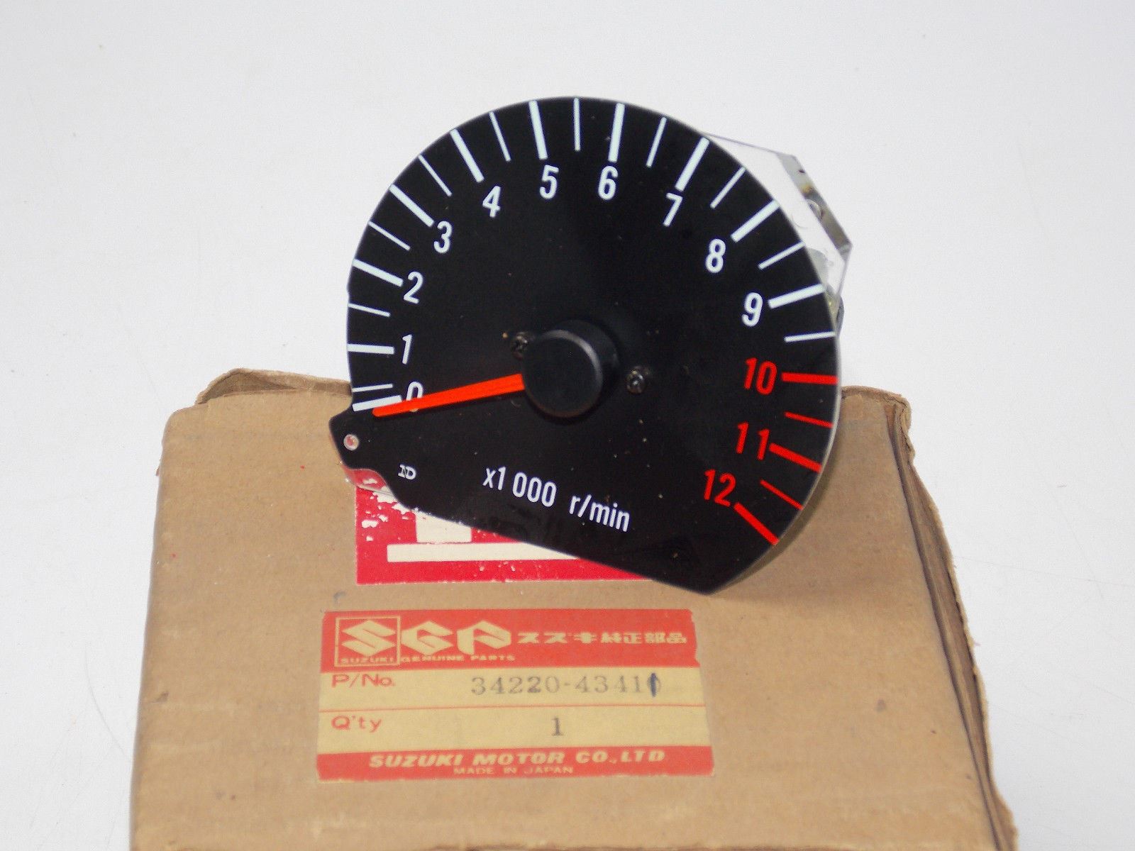 NOS OEM NEW SUZUKI 1984 1985 1986 GSX550 GSX GS 550 TACHOMETER TACH 34220-43411 - MotoRaider