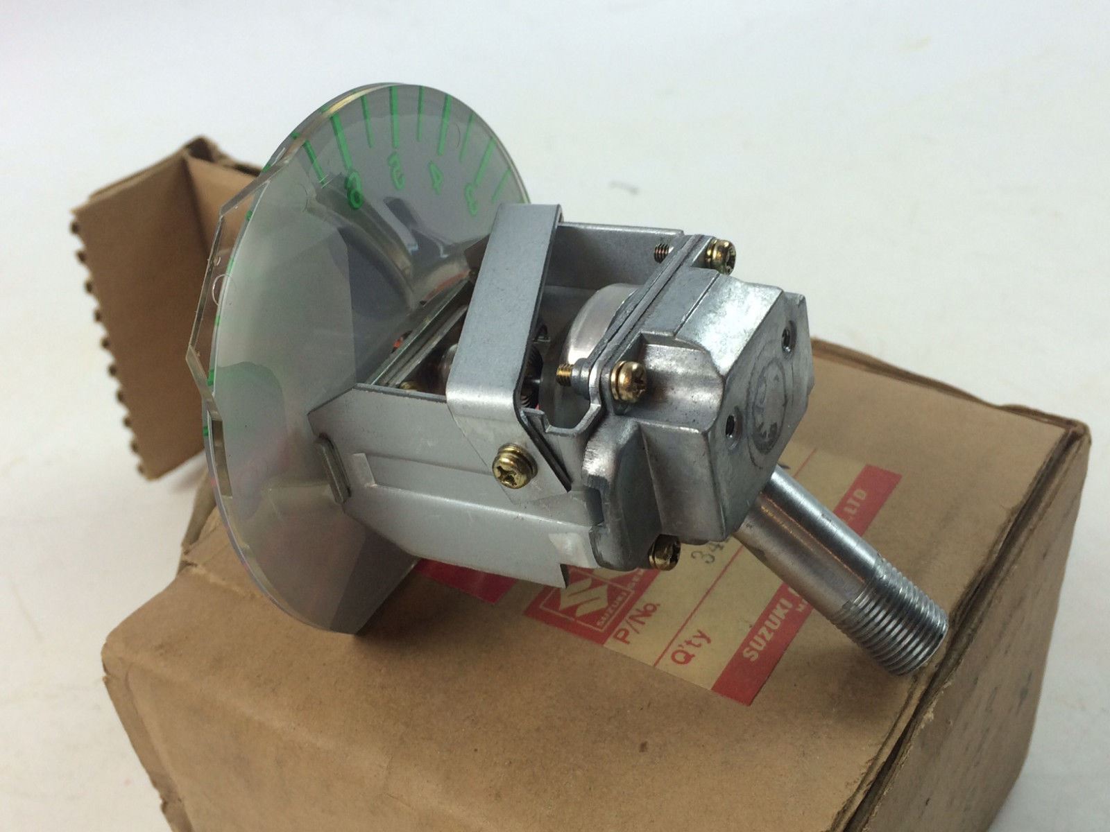 NOS OEM NEW SUZUKI 1984 1985 1986 GSX550 GSX GS 550 TACHOMETER TACH 34220-43411 - MotoRaider