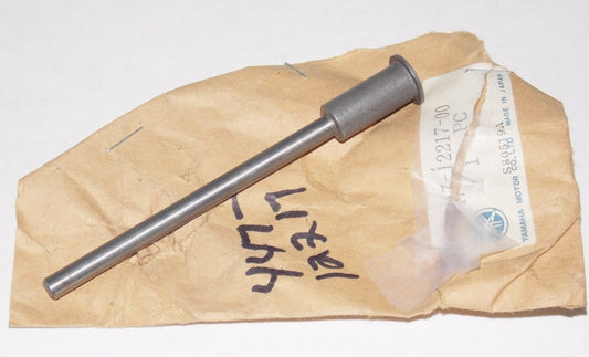 NOS OEM YAMAHA 1974 1975 CHAIN TENSIONER TX650 XS650   447-12217-00 - MotoRaider