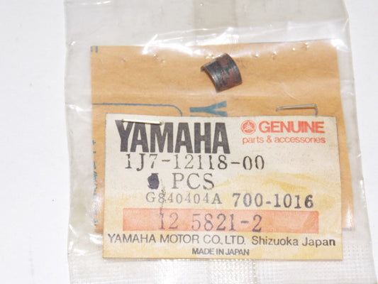 NOS OEM YAMAHA 1976-2015 VALVE COTTER YFM350/400 YXR450 XVS650  1J7-12118-00 - MotoRaider