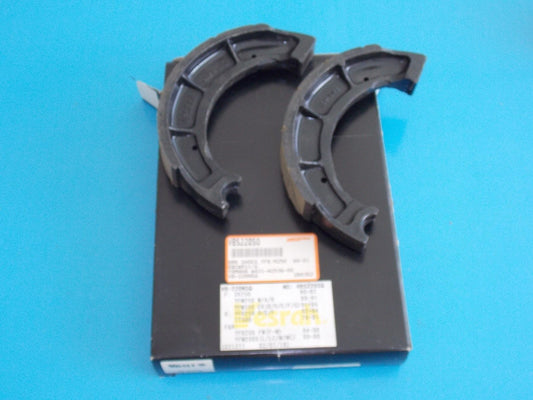 NOS VESRAH BRAKE SHOES VB-220-NSQ  FITS YAMAHA   YFM350/250 1976-81 1989-93 - MotoRaider