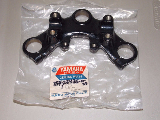 NOS YAMAHA 1976-83 1990/92/93 CROWN HANDLE DT100 RT100 MX100 354-23435-00-33 - MotoRaider
