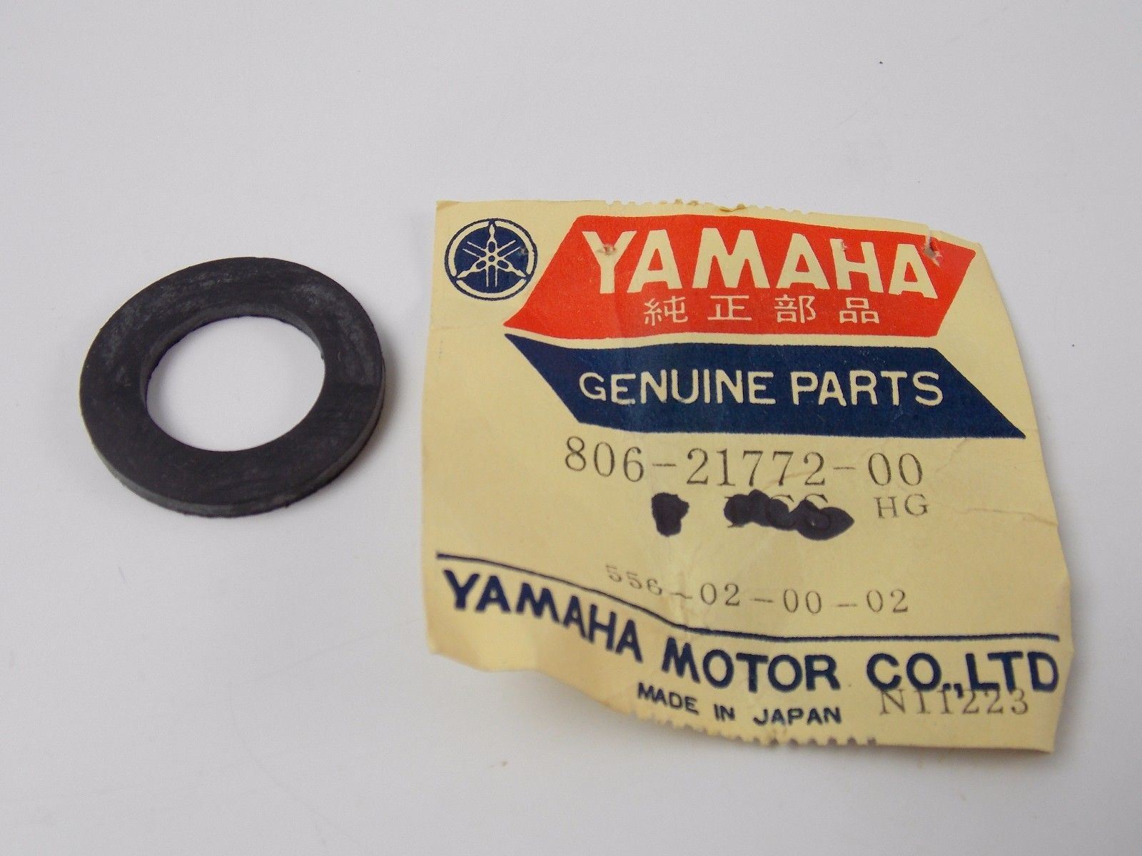 NOS YAMAHA 1969 1970 GASKET CAP RD60 LB80 GP433 SW433 MX100/125  806-21772-00 - MotoRaider