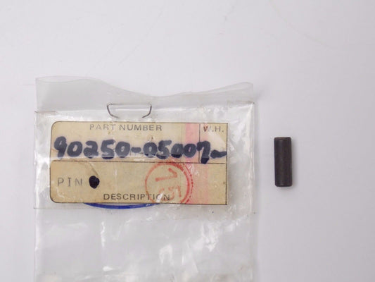 NOS YAMAHA  1967 1969 1970 STRAIGHT PIN YDS5 YM2 DS6 90250-05007 - MotoRaider