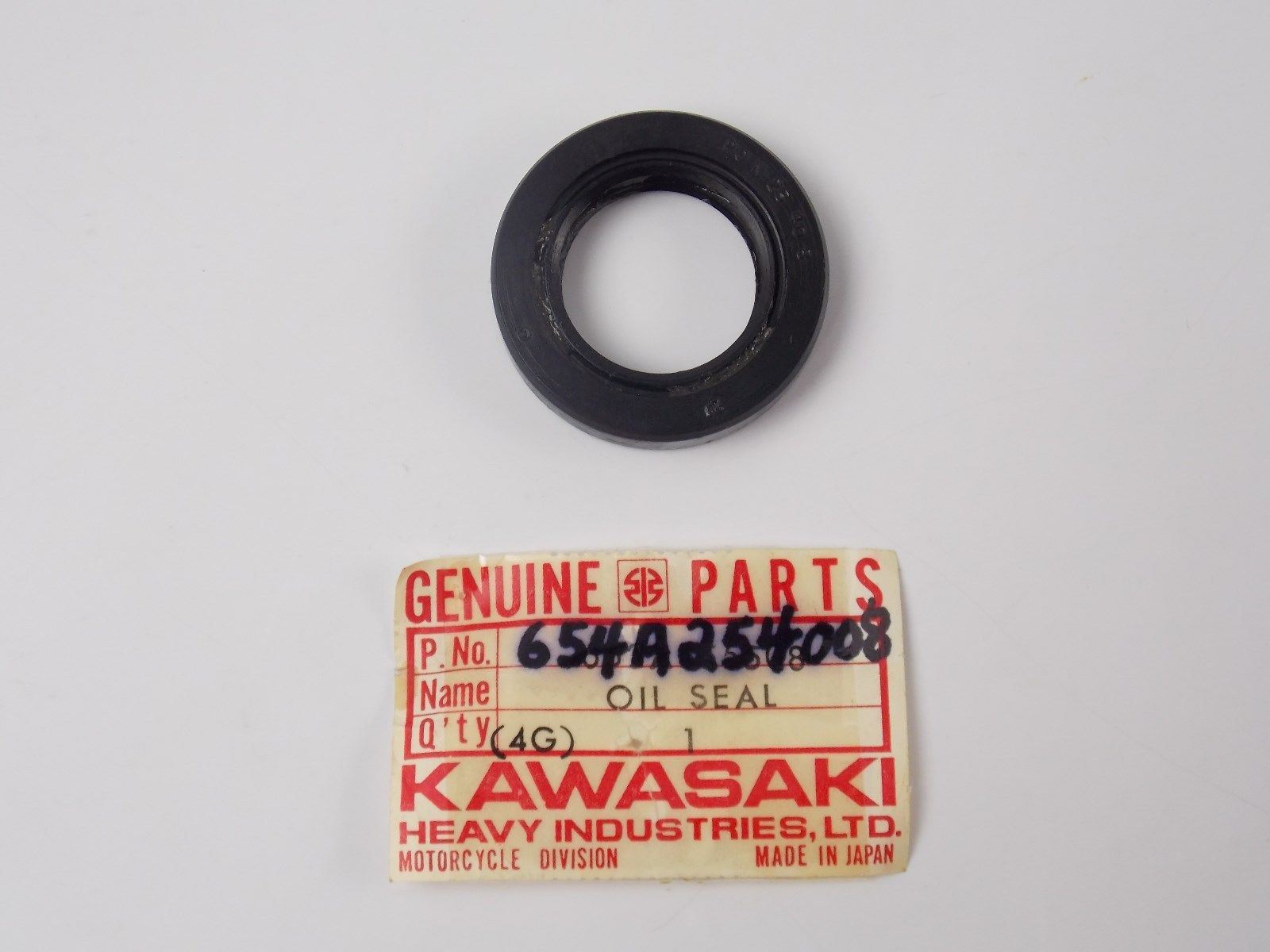 NOS OEM KAWASAKI 1969-1980 OIL SEAL H1 S3 KH500 KX900/750/400/650   654A254008 - MotoRaider