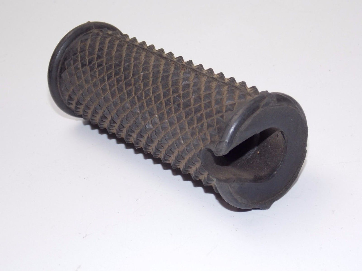 FOOT PEG STAND RUBBER COVER VINTAGE YAMAHA SUZUKI KAWASAKI HONDA MOTORCYCLE CAFE - MotoRaider
