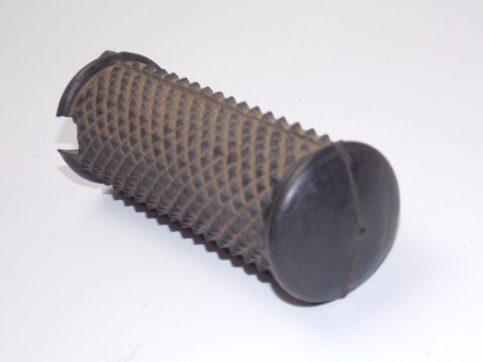 FOOT PEG STAND RUBBER COVER VINTAGE YAMAHA SUZUKI KAWASAKI HONDA MOTORCYCLE CAFE - MotoRaider