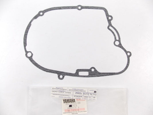NOS OEM 1971 1972 YAMAHA CRANKCASE COVER GASKET JT1 JT2  257-15451-00 - MotoRaider