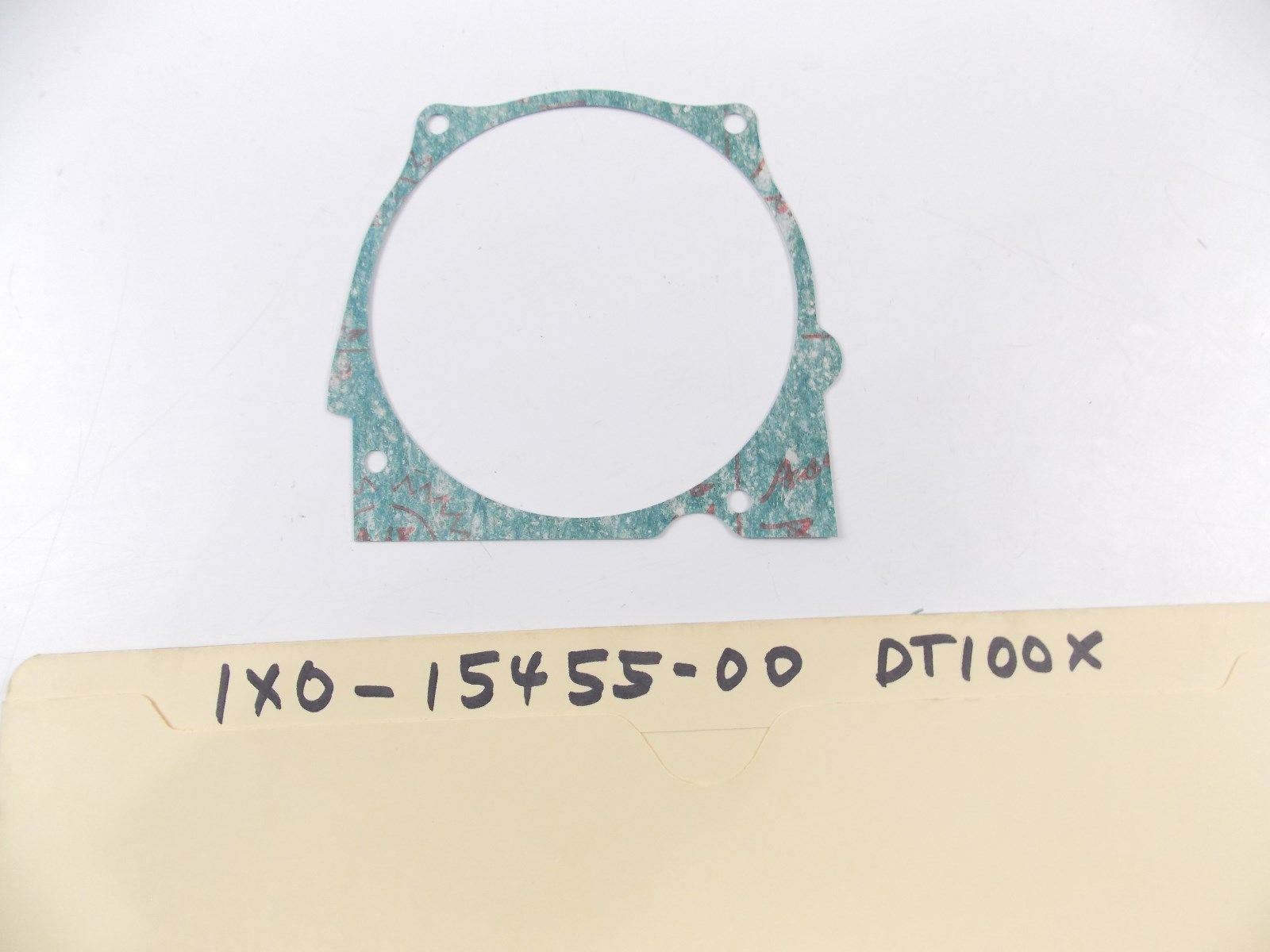 NOS 1978-1983 1990 YAMAHA CRANKCASE COVER DT100 MX100 RT100   1X0-15455-00 - MotoRaider