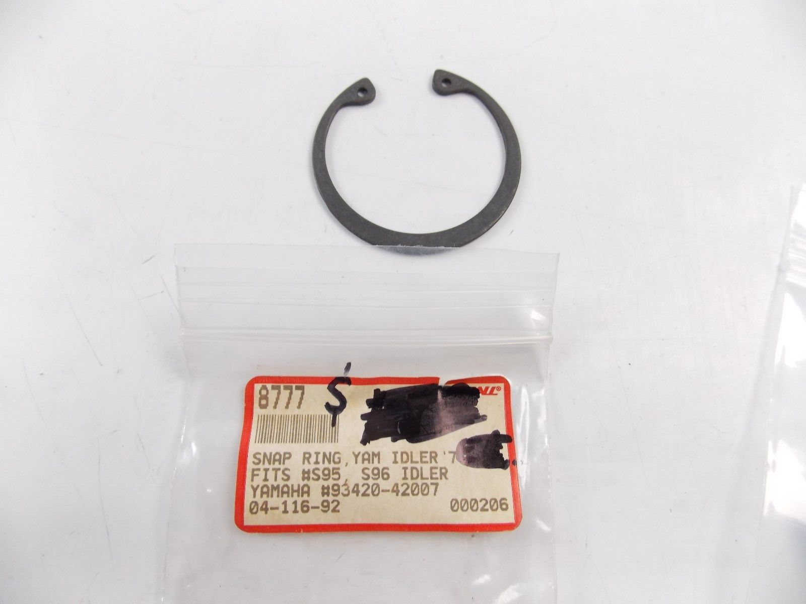 NOS 1972 1975 MARSHALL SNAP RING 04-116-92  FITS YAMAHA S95 S96  93420-42007 - MotoRaider
