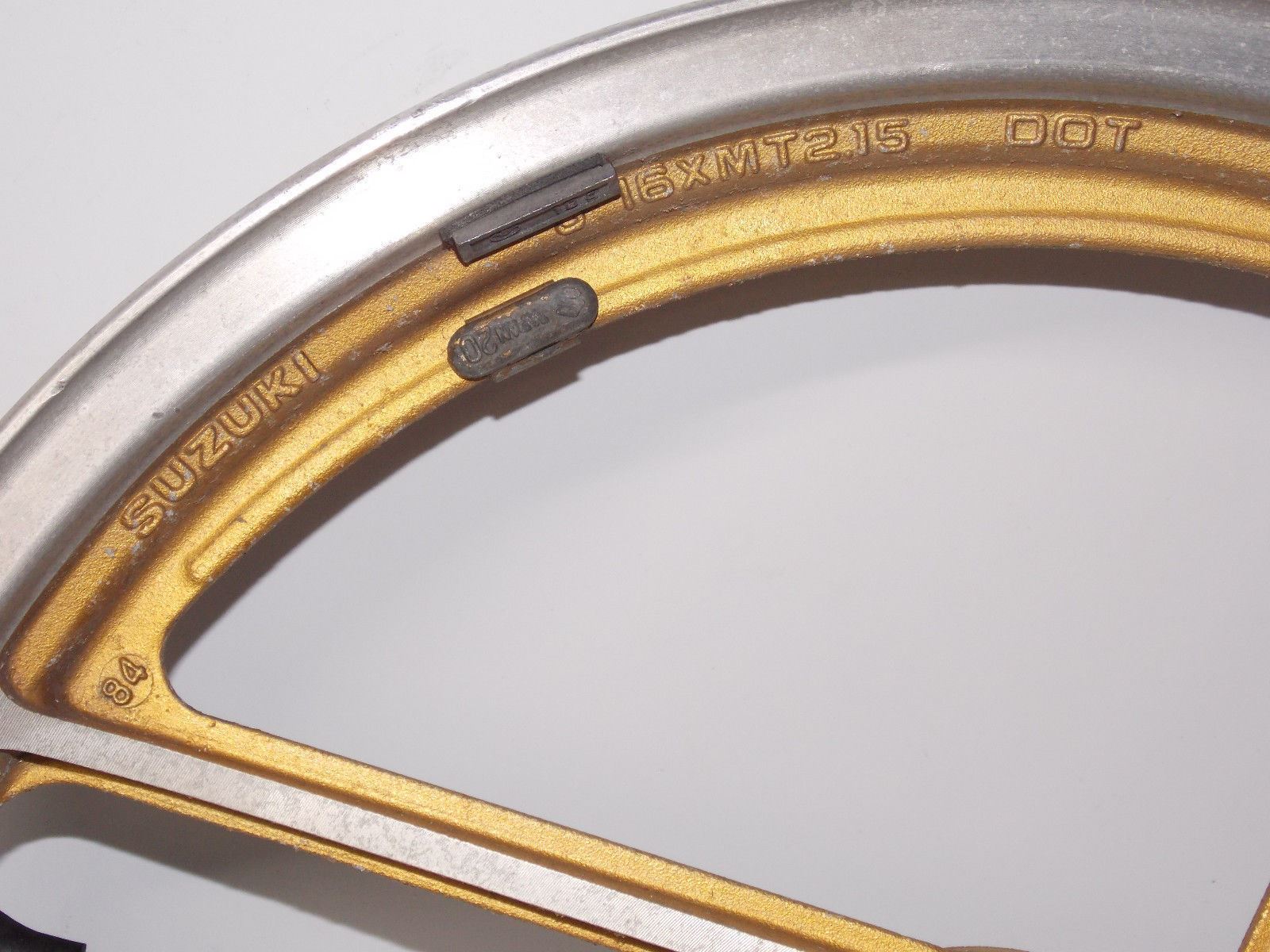 NOS 1984 NOS 16" x 2.15 ENKEI GOLD ALLOY WHEEL FRONT SUZUKI RGV250 WOLF TUBELESS - MotoRaider