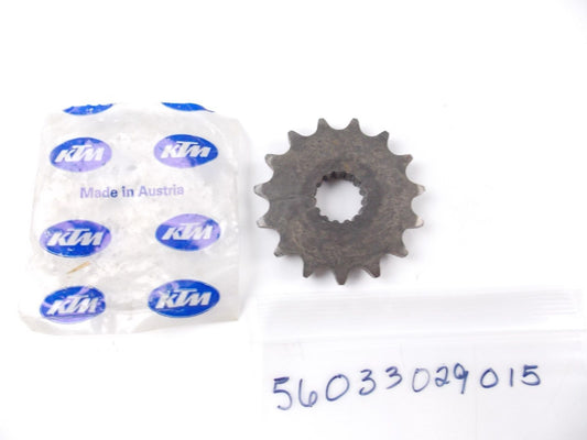 NOS OEM KTM 420 ccm ENGINE TYPE 56 FRONT SPROCKET 15 T. 5/8 x 3/8" 56033029015 - MotoRaider