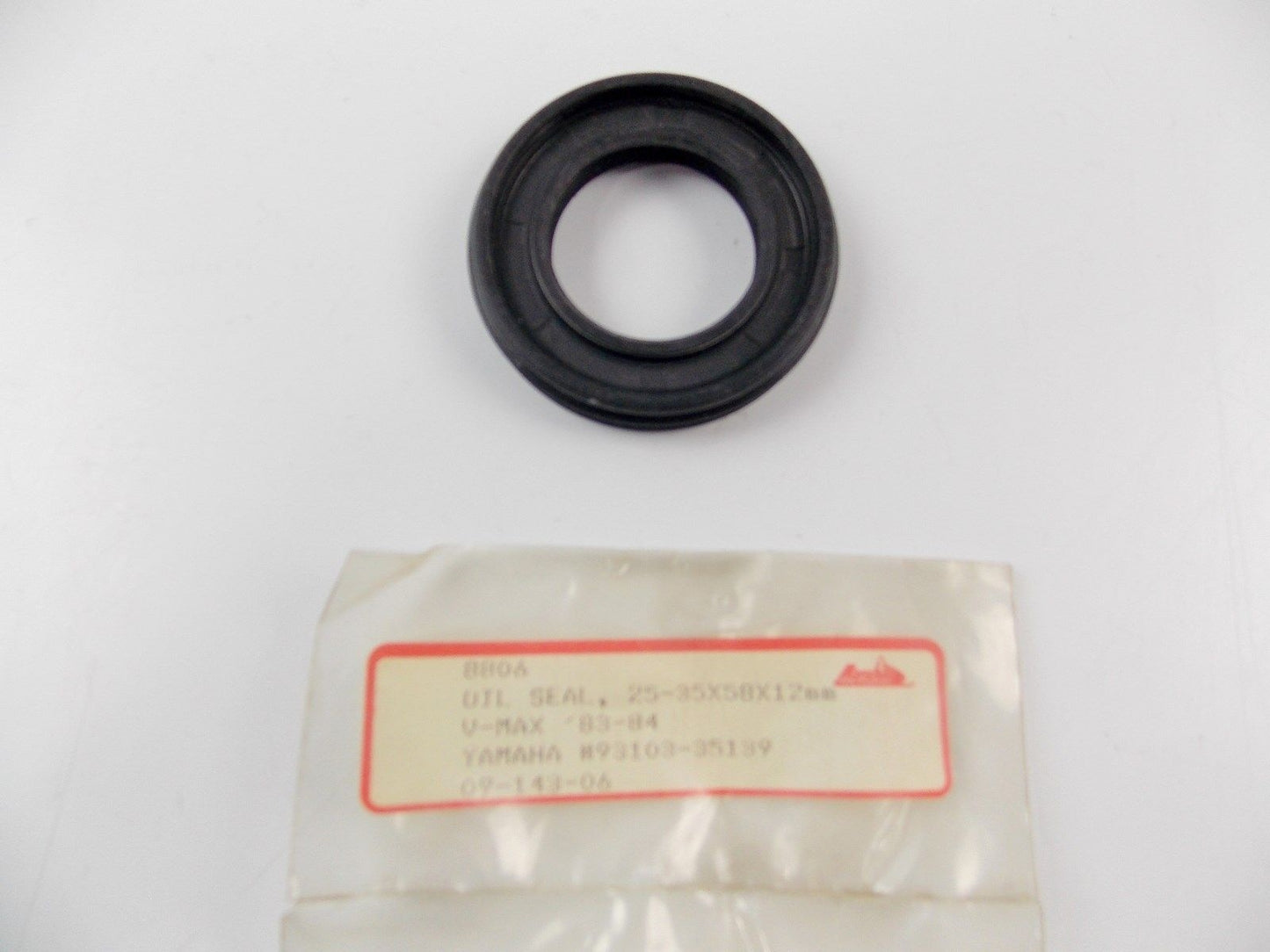 NOS 1983-1987  YAMAHA SW-TYPE OIL SEAL VMX540   93103-35139 - MotoRaider