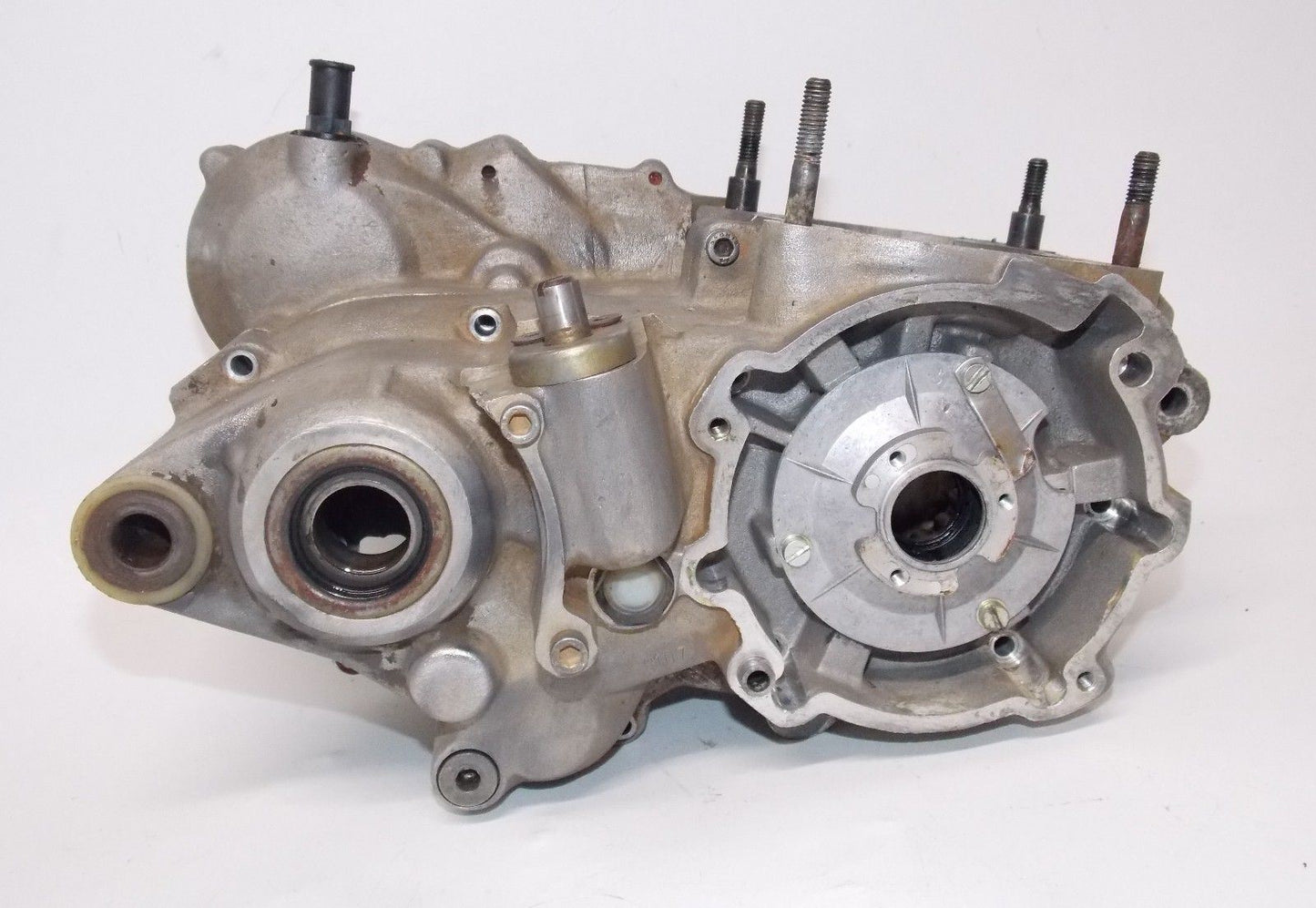 1992 KTM MXC 250 ENGINE MOTOR CRANKCASES CENTER CASES MX250 - MotoRaider