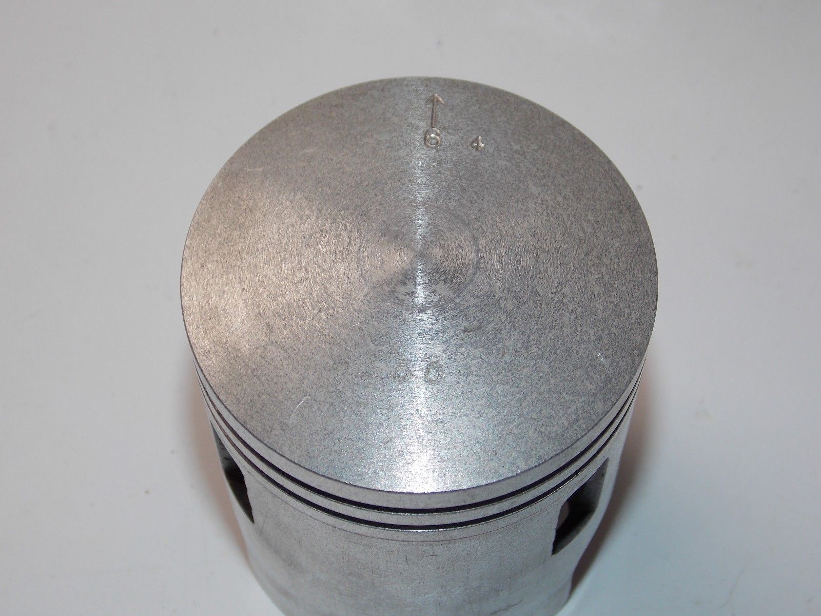NOS YAMAHA 1968 1969 SL350 PISTON 61.50mm OS 0.50 211-11631-21 SNO-JET 810240 - MotoRaider