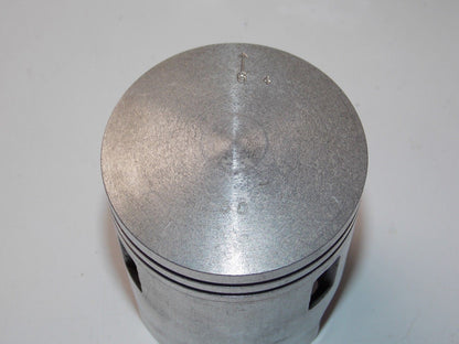 NOS YAMAHA 1968 1969 SL350 PISTON 61.50mm OS 0.50 211-11631-21 SNO-JET 810240 - MotoRaider