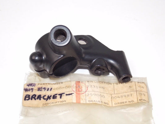NOS YAMAHA 1980 1981 1982 1983 PERCH LEVER HOLDER 1 KJ650 XV750  4H7-82911-00 - MotoRaider