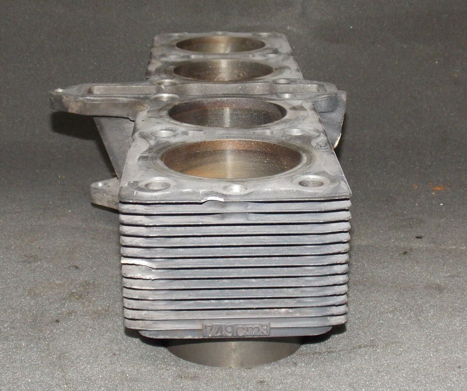1986 SUZUKI GSX-R 750 ENGINE MOTOR CYLINDER TOP END R705-135306 - MotoRaider