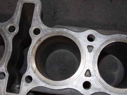 1986 SUZUKI GSX-R 750 ENGINE MOTOR CYLINDER TOP END R705-135306 - MotoRaider