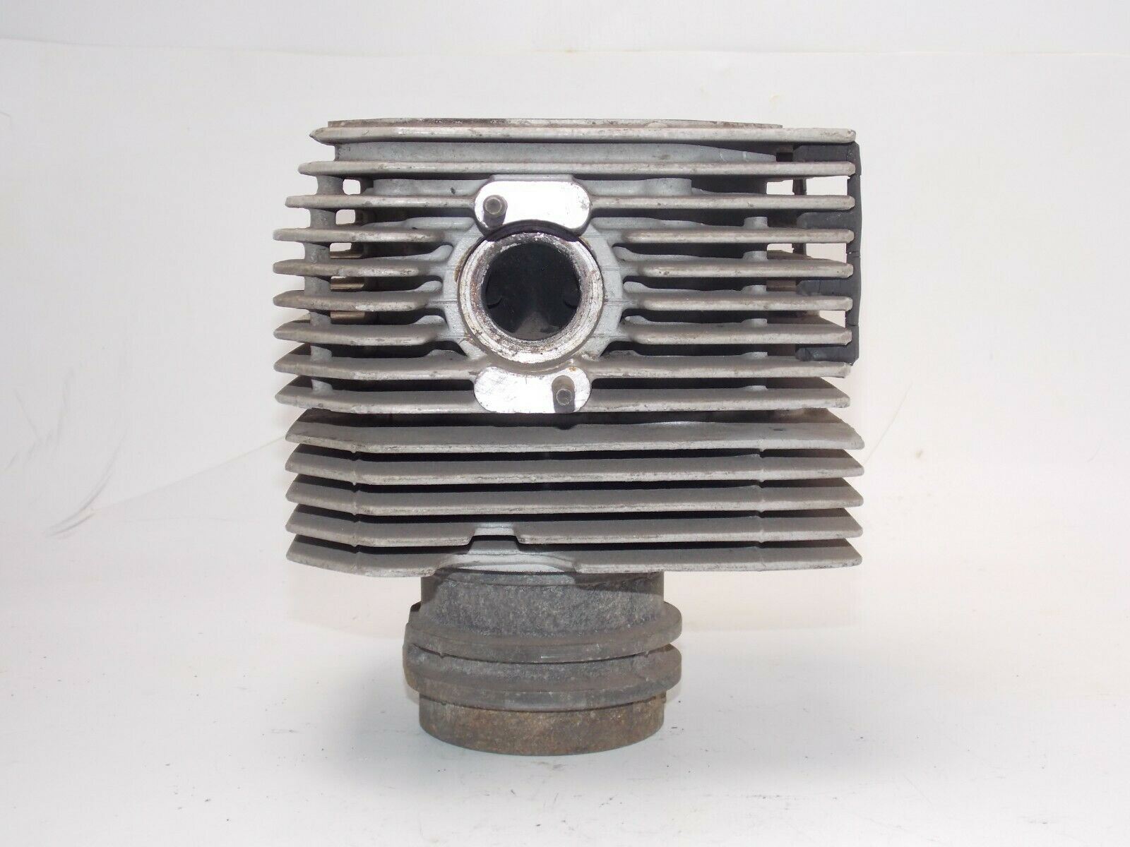 1980's MOTO GUZZI RIGHT CYLINDER+HEAD V35 BORE 65.50mm MOTOR ENGINE BARREL TOP - MotoRaider